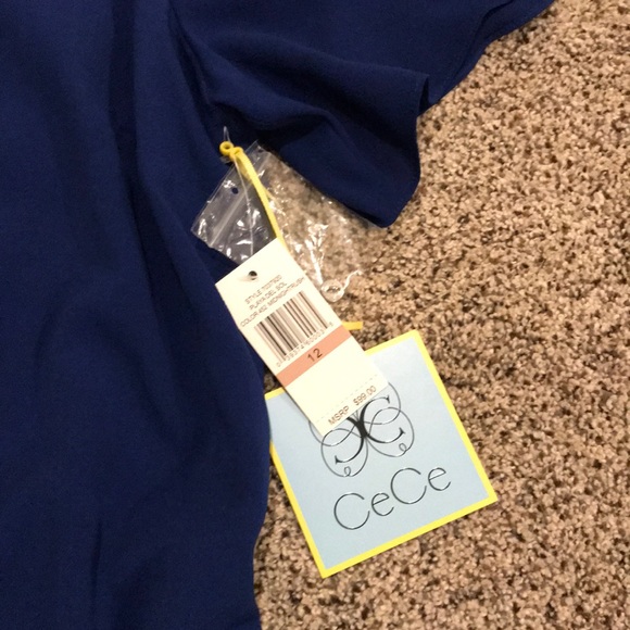 CeCe Women's Tie Sleeve Shift Dress - Picture 3 of 3